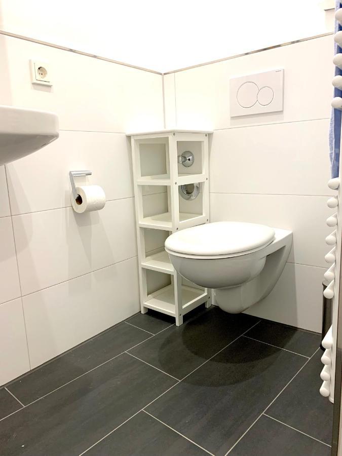Alles Komplett - 2 Schlafzimmer, Grosse Kueche, Bad كولونيا المظهر الخارجي الصورة